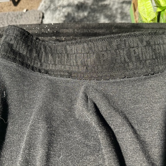 PINK Victoria's Secret Dark Gray Leggings - Picture 3 of 4